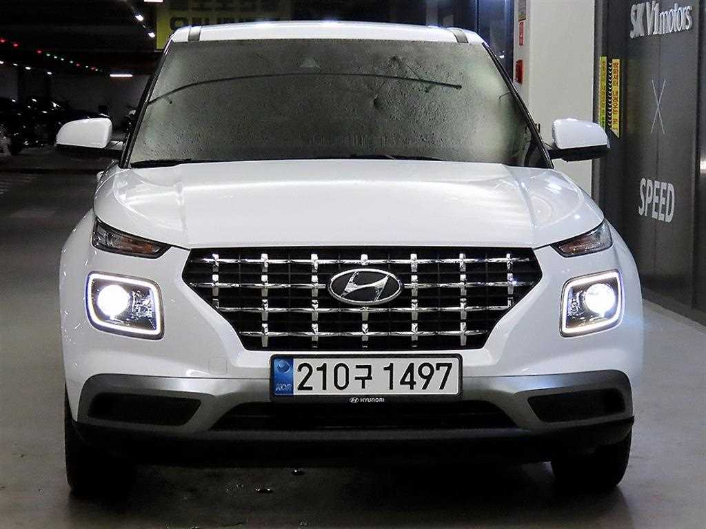 HYUNDAI Venue - Vista 2