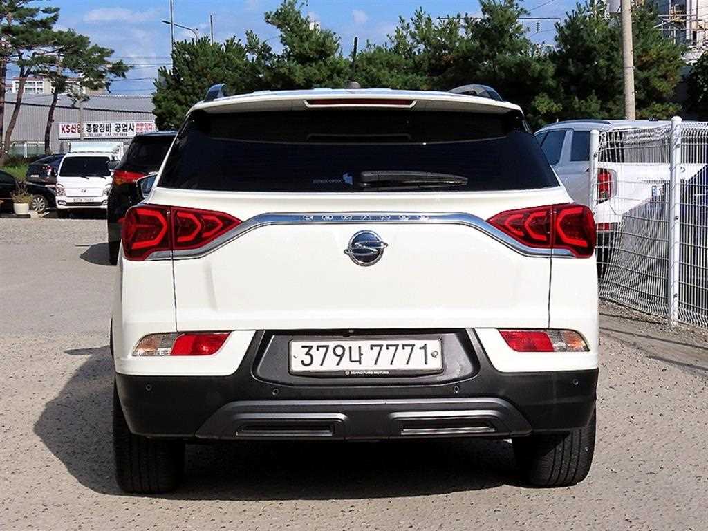Ssangyong Korando - Vista 4