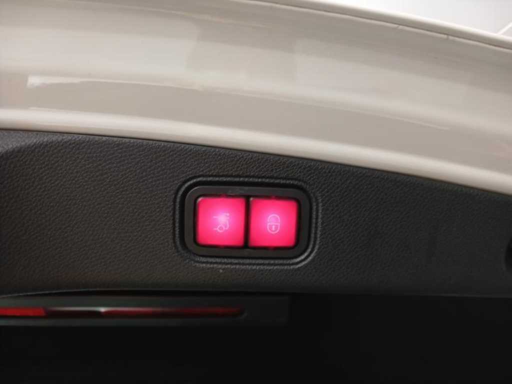 Mercedes Benz E class 2017 Blanco - Importación desde Corea - HF Imports Iquique - Foto 17