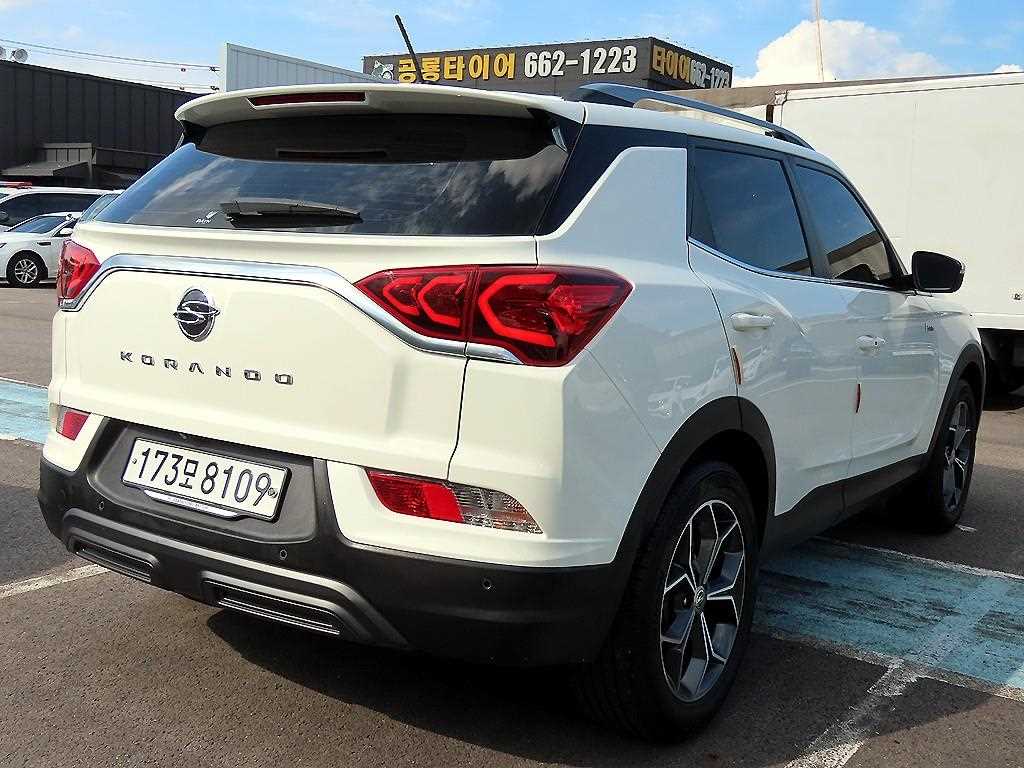 Ssangyong Korando - Vista 3