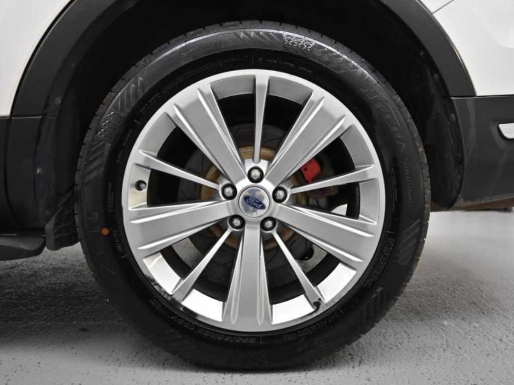 Ford Explorer - Vista 5