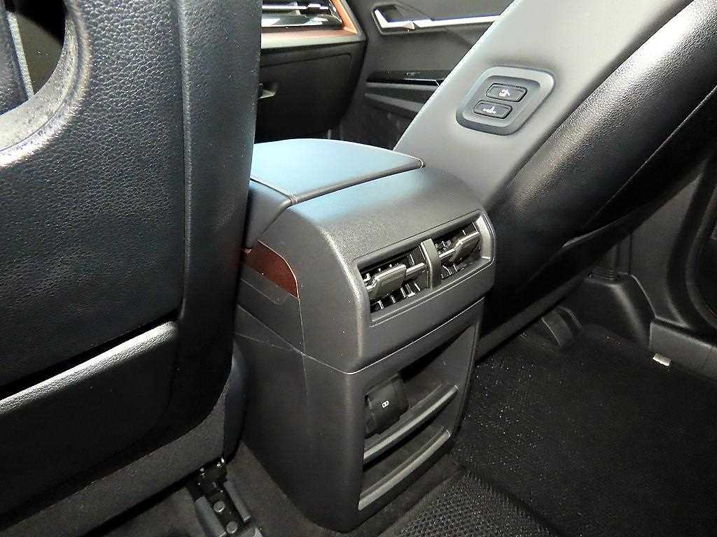 Ssangyong Torres 2024 Verde - Importación desde Corea - HF Imports Iquique - Foto 16