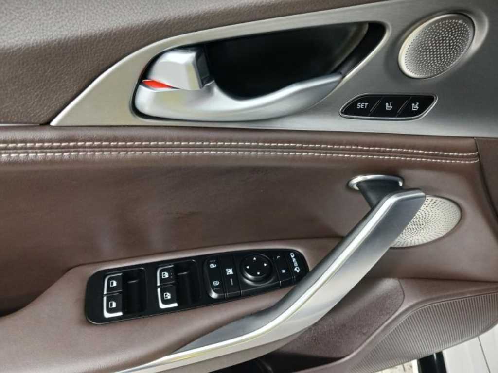 KIA Stinger - Vista 9