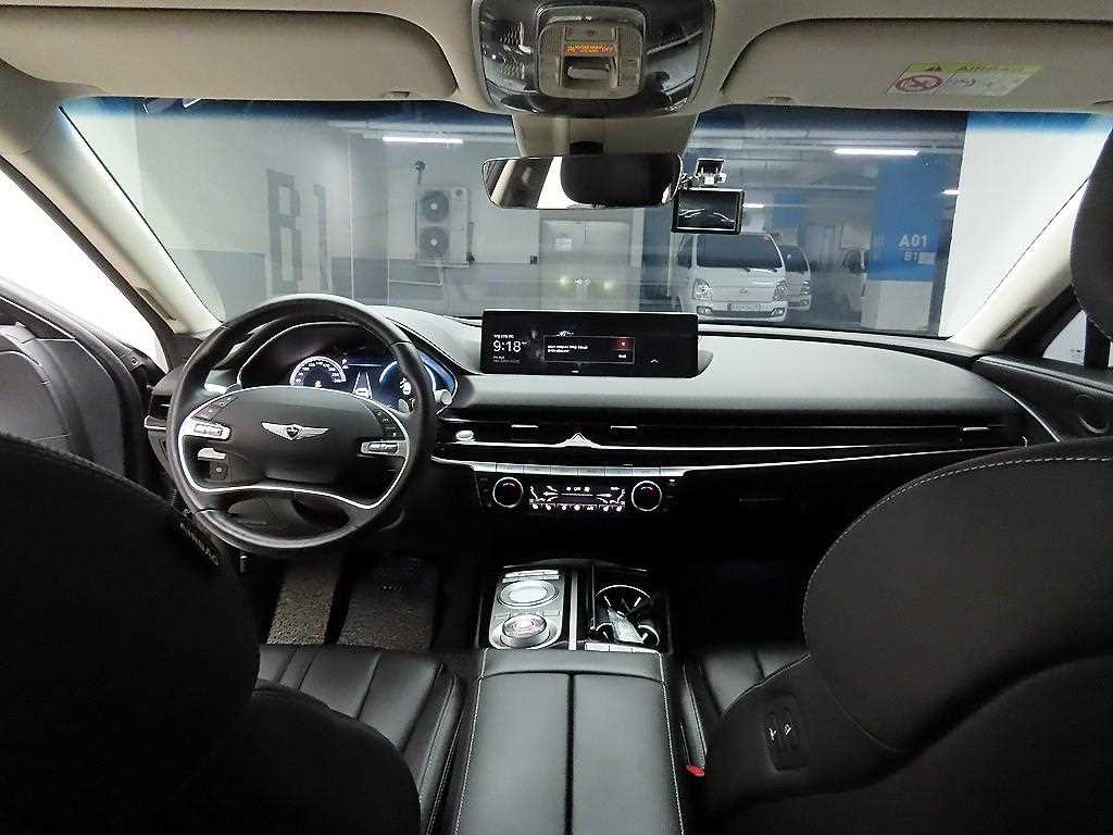 Genesis G80 - Vista 7