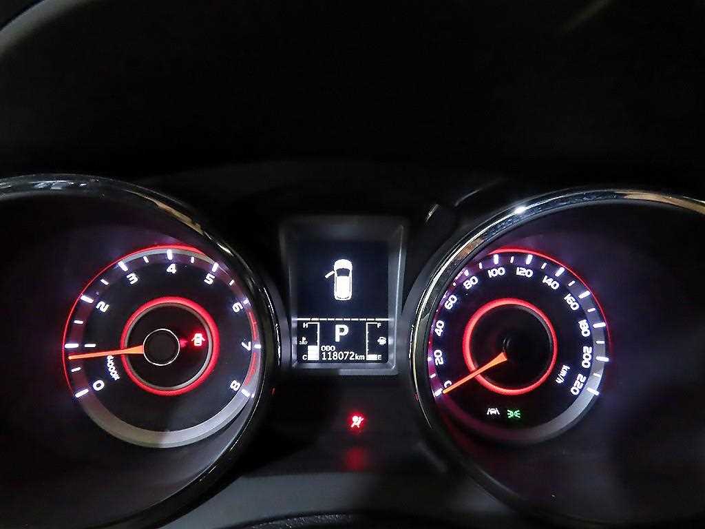 Ssangyong Tivoli - Vista 9