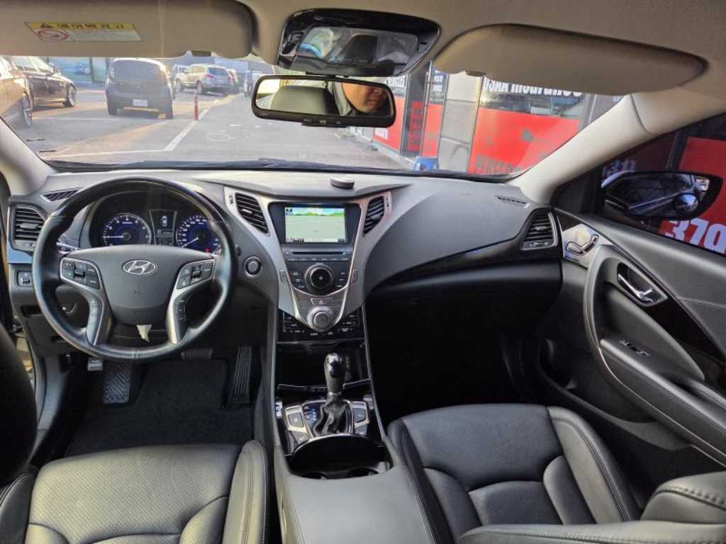 HYUNDAI Grandeur 2012 - Importación desde Corea - HF Imports Iquique - Foto 16