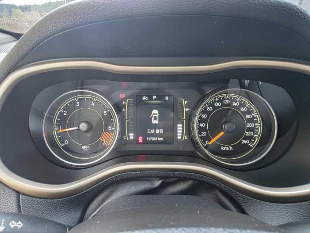 Jeep Cherokee 2015 Gris - Importación desde Corea - HF Imports Iquique - Foto 14