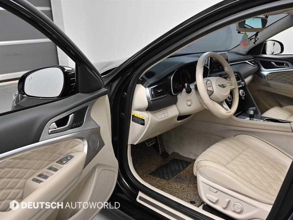 Genesis G70 - Vista 11