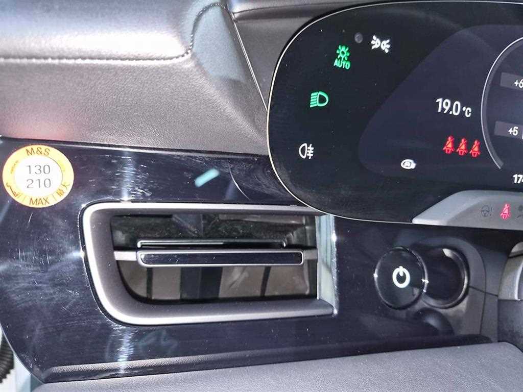 Porsche Taycan - Vista 12