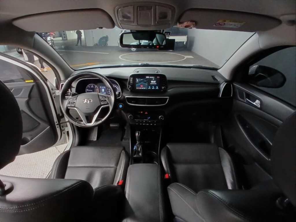 HYUNDAI Tucson - Vista 6