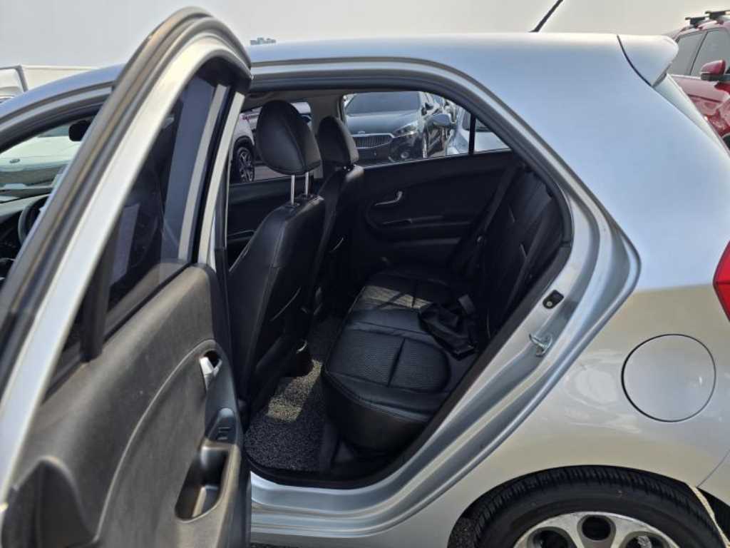 KIA Morning - Vista 12