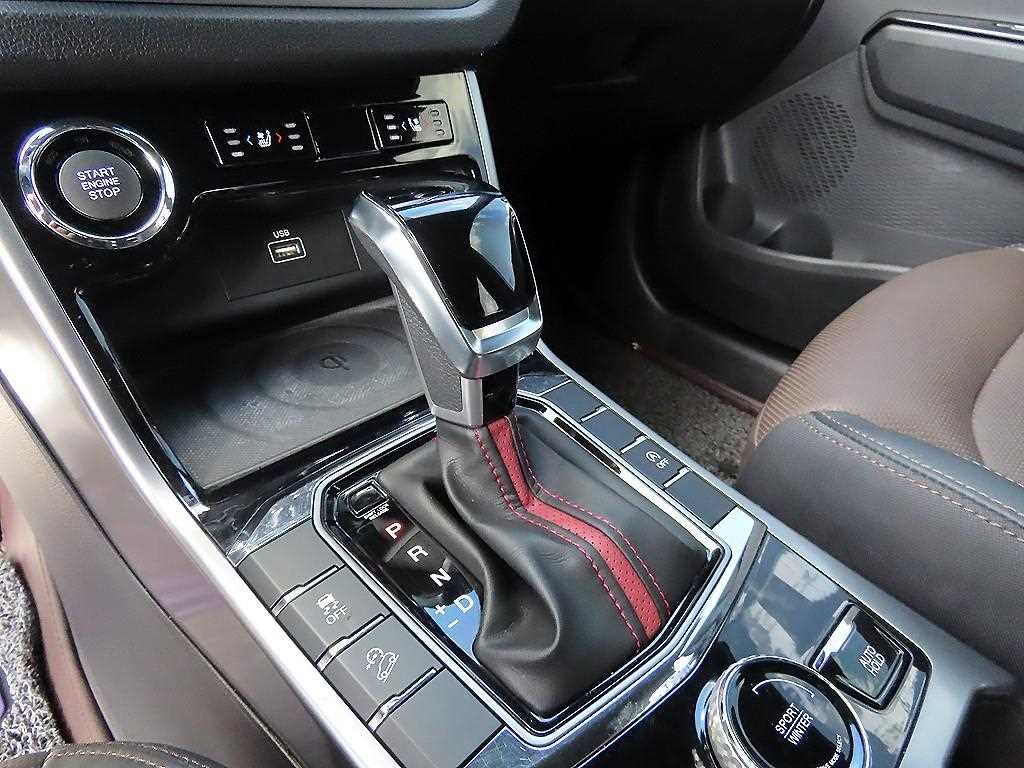 Ssangyong Korando - Vista 11