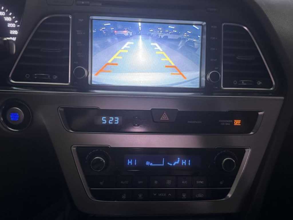 HYUNDAI Sonata - Vista 10