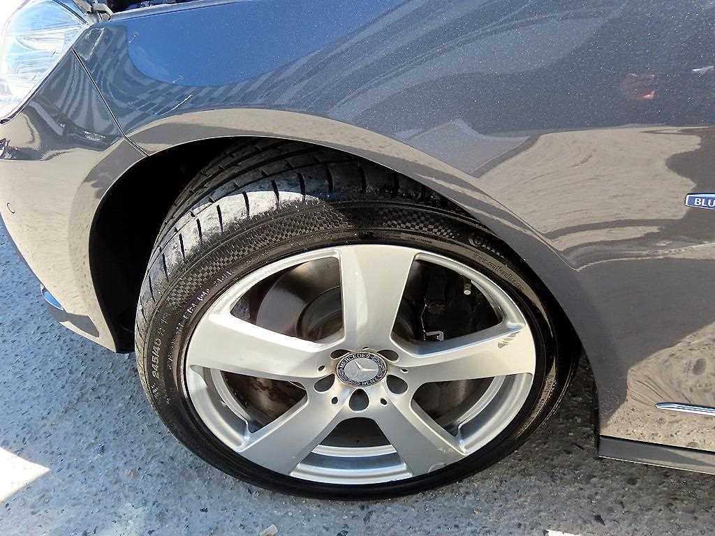 Mercedes Benz E class 2012 Gris - Importación desde Corea - HF Imports Iquique - Foto 20