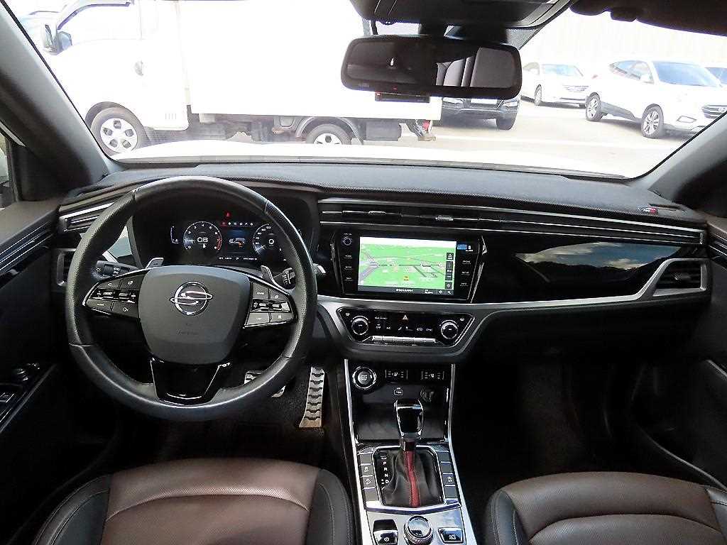 Ssangyong Korando - Vista 9