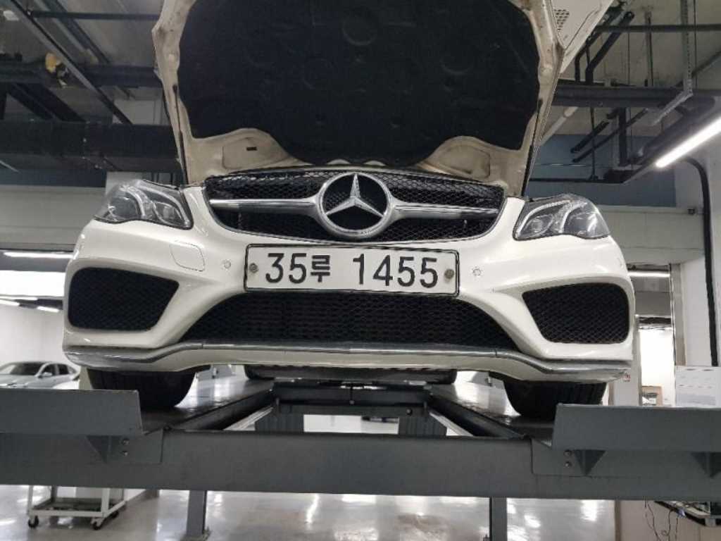 Mercedes Benz E class 2014