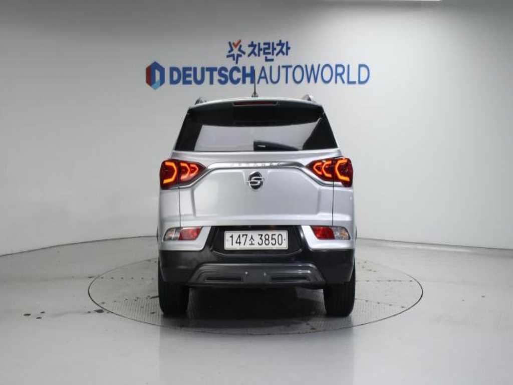 Ssangyong Korando - Vista 4