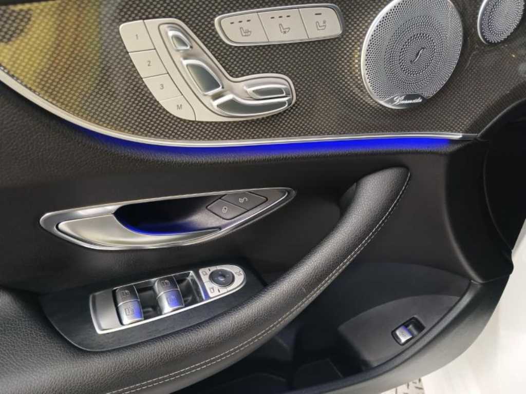 Mercedes Benz E class - Vista 9