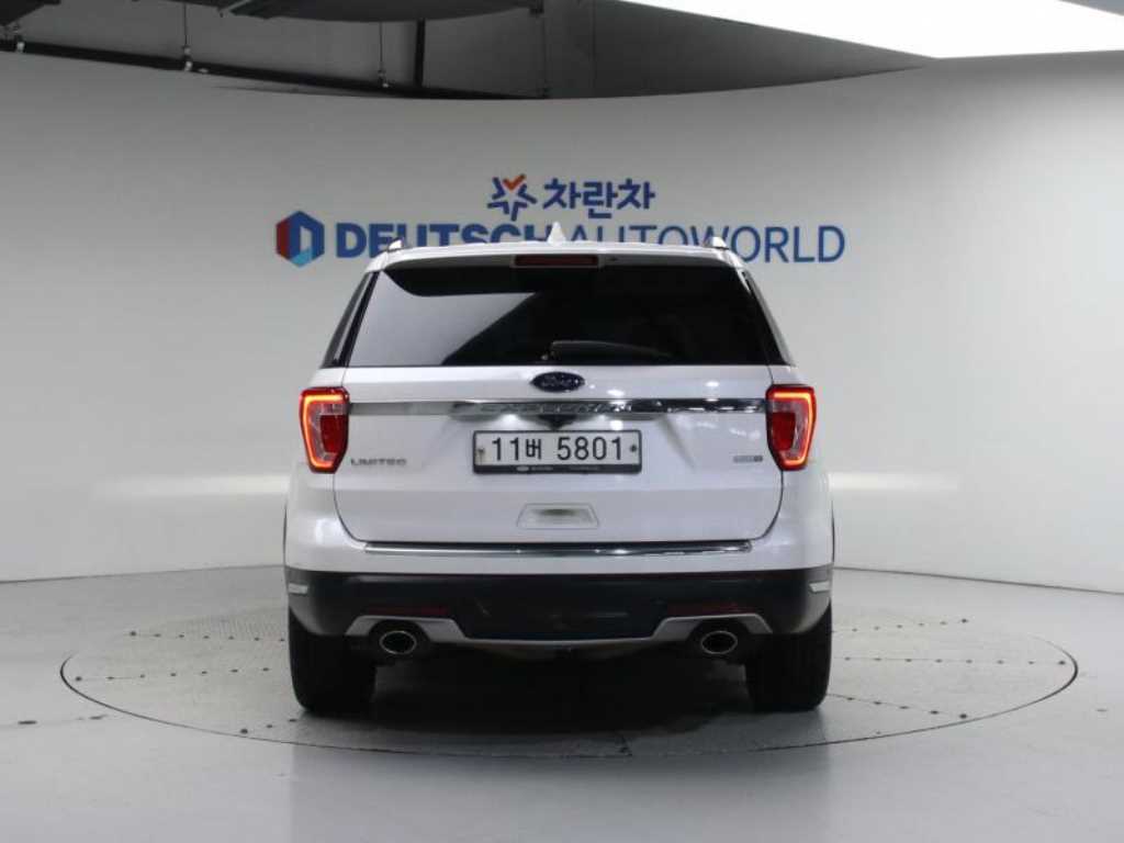 Ford Explorer - Vista 4