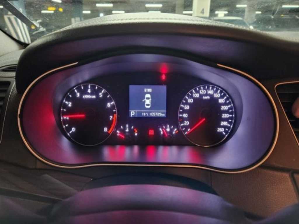 KIA K7 - Vista 12