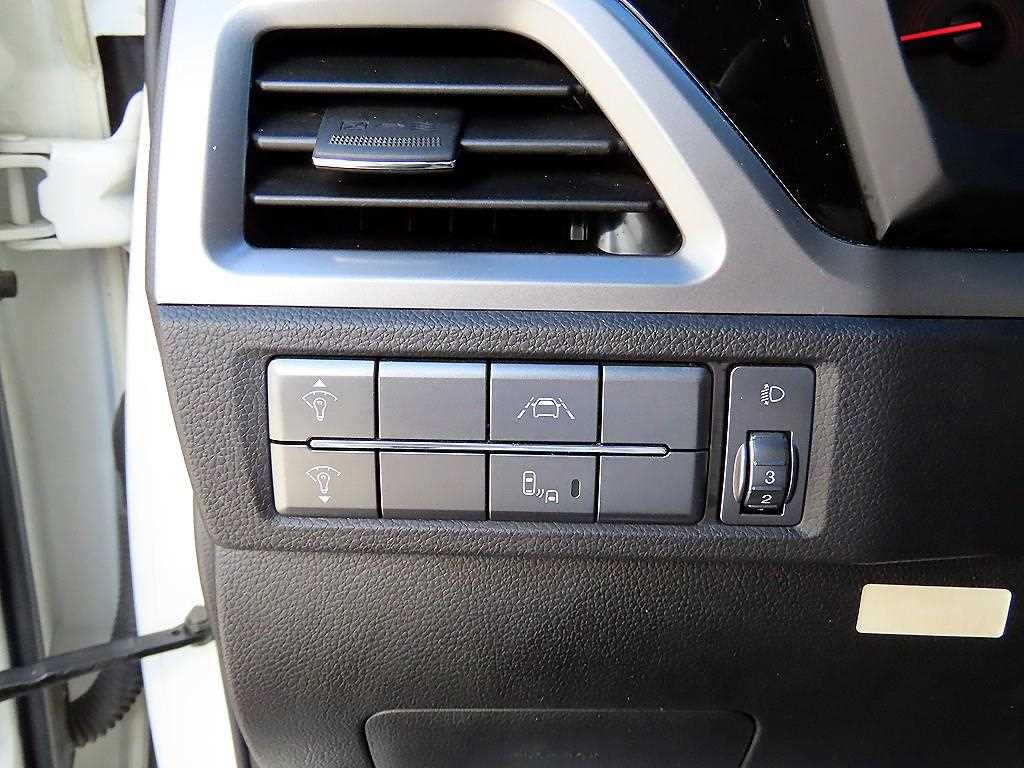 Ssangyong Korando - Vista 12