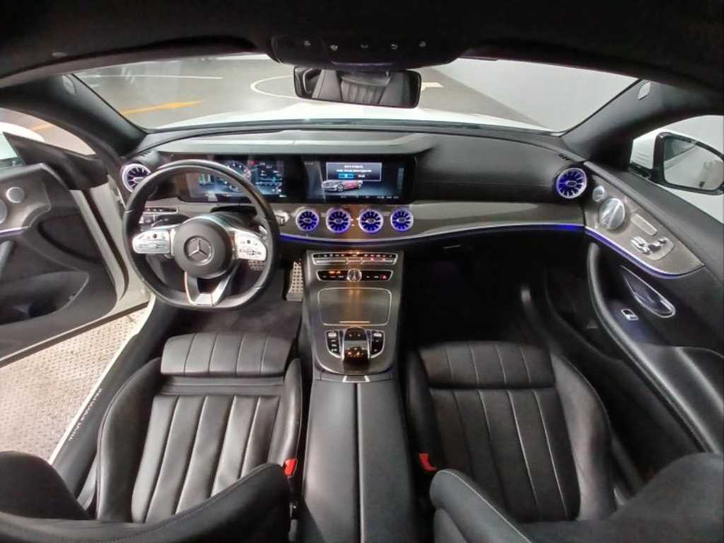 Mercedes Benz E class - Vista 6