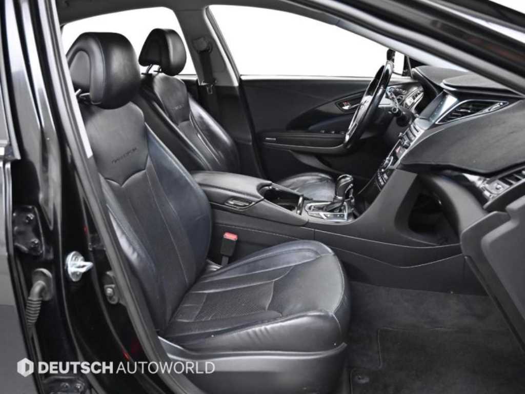 HYUNDAI Grandeur - Vista 10