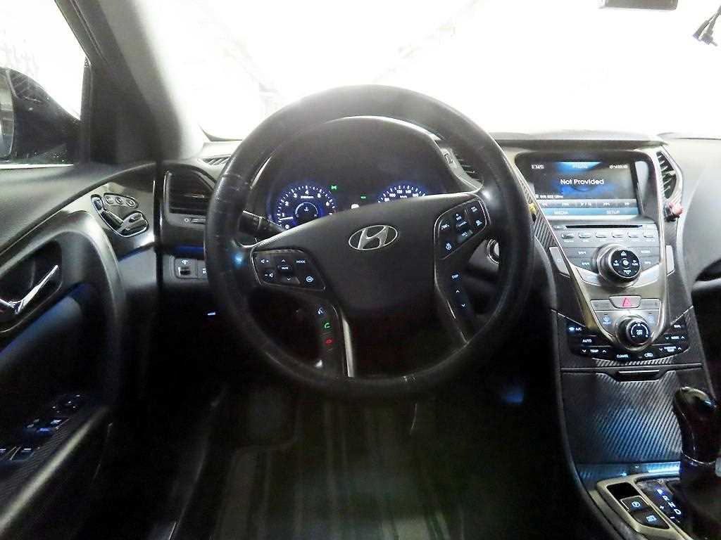 HYUNDAI Grandeur - Vista 7