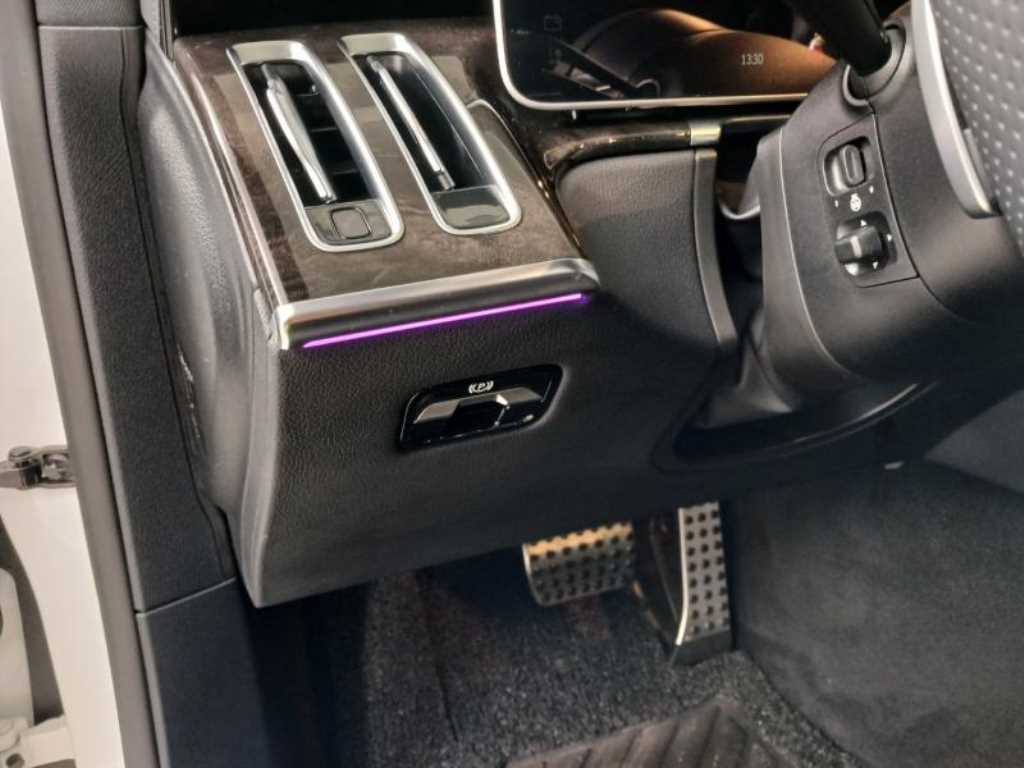 Mercedes Benz S Class - Vista 12