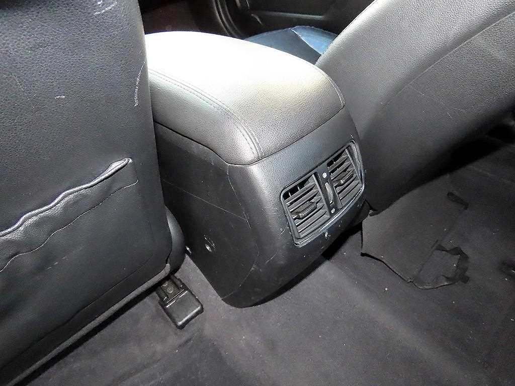 KIA K7 2011 Negro - Importación desde Corea - HF Imports Iquique - Foto 17