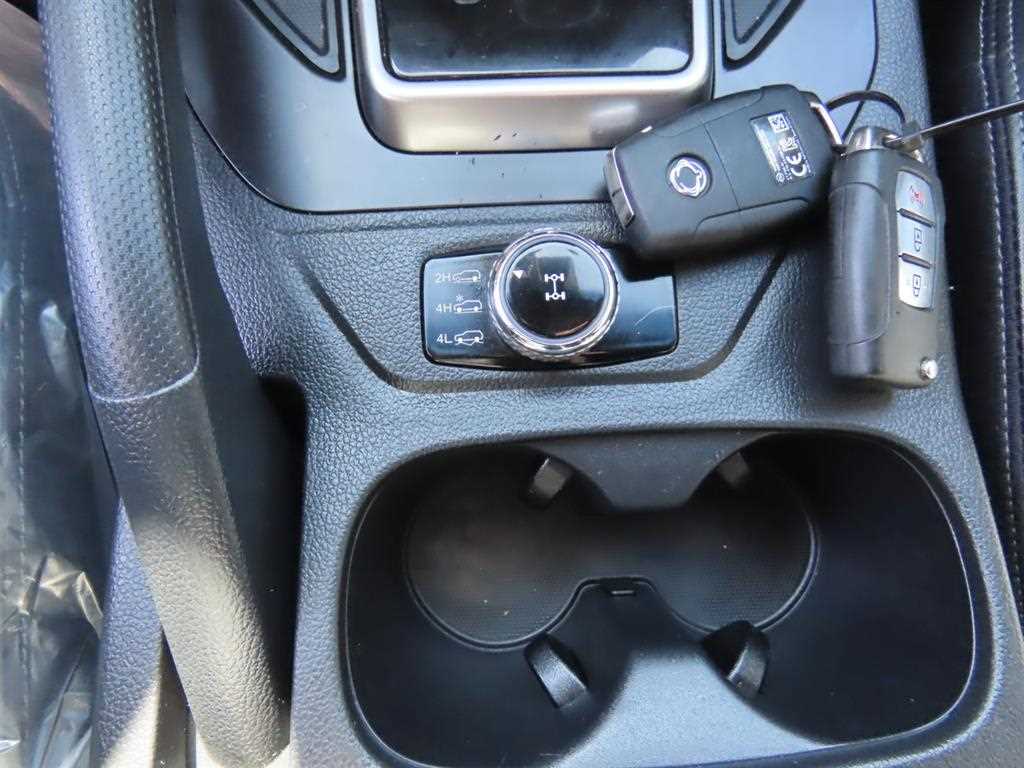 Ssangyong Rexton - Vista 12