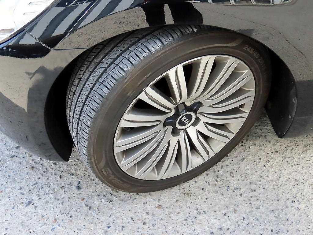 KIA K9 2014 Negro - Importación desde Corea - HF Imports Iquique - Foto 20