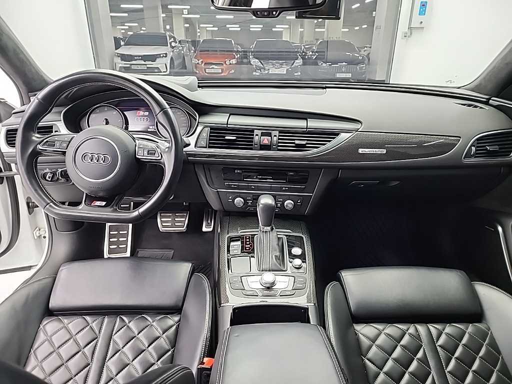 Audi S6 - Vista 7