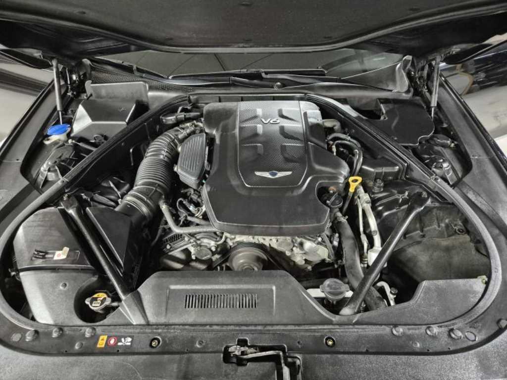 Genesis G80 - Vista 8