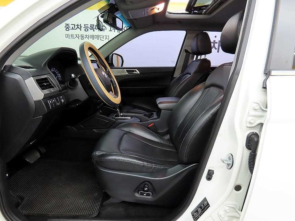 Ssangyong Rexton - Vista 5