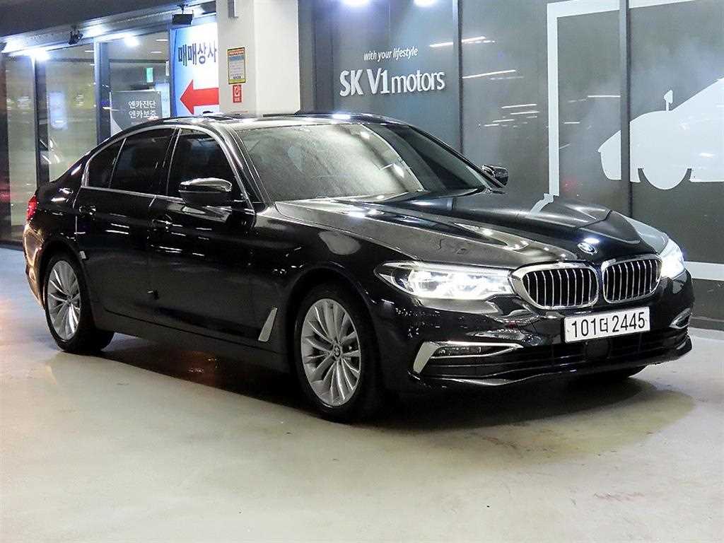 BMW 5 Series 2019 Negro - Importación desde Corea - HF Imports Iquique - Foto 1