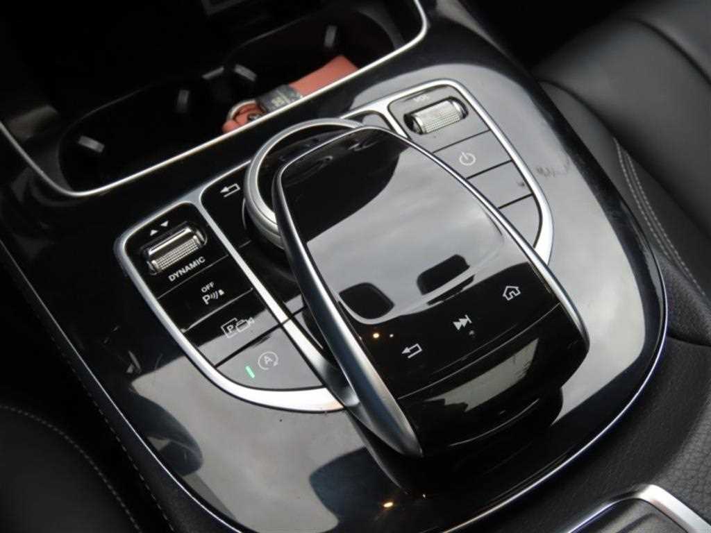 Mercedes Benz E class - Vista 7