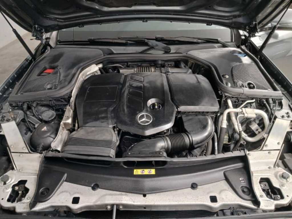Mercedes Benz E class 2017 Gris - Importación desde Corea - HF Imports Iquique - Foto 19