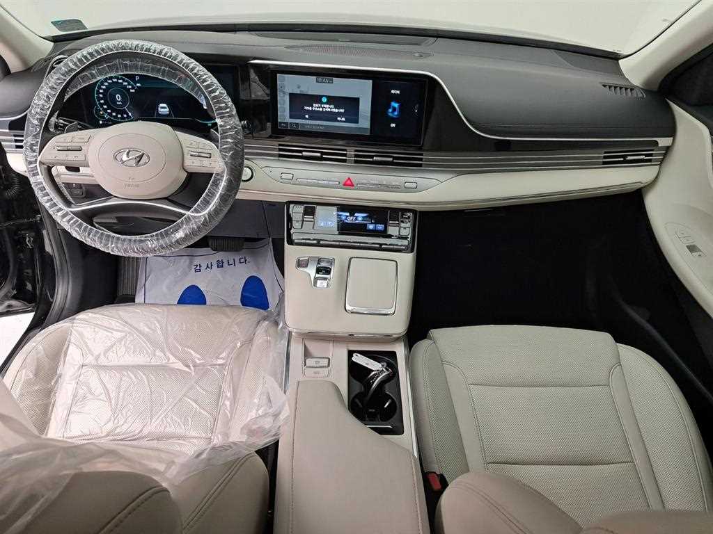 HYUNDAI Grandeur - Vista 6