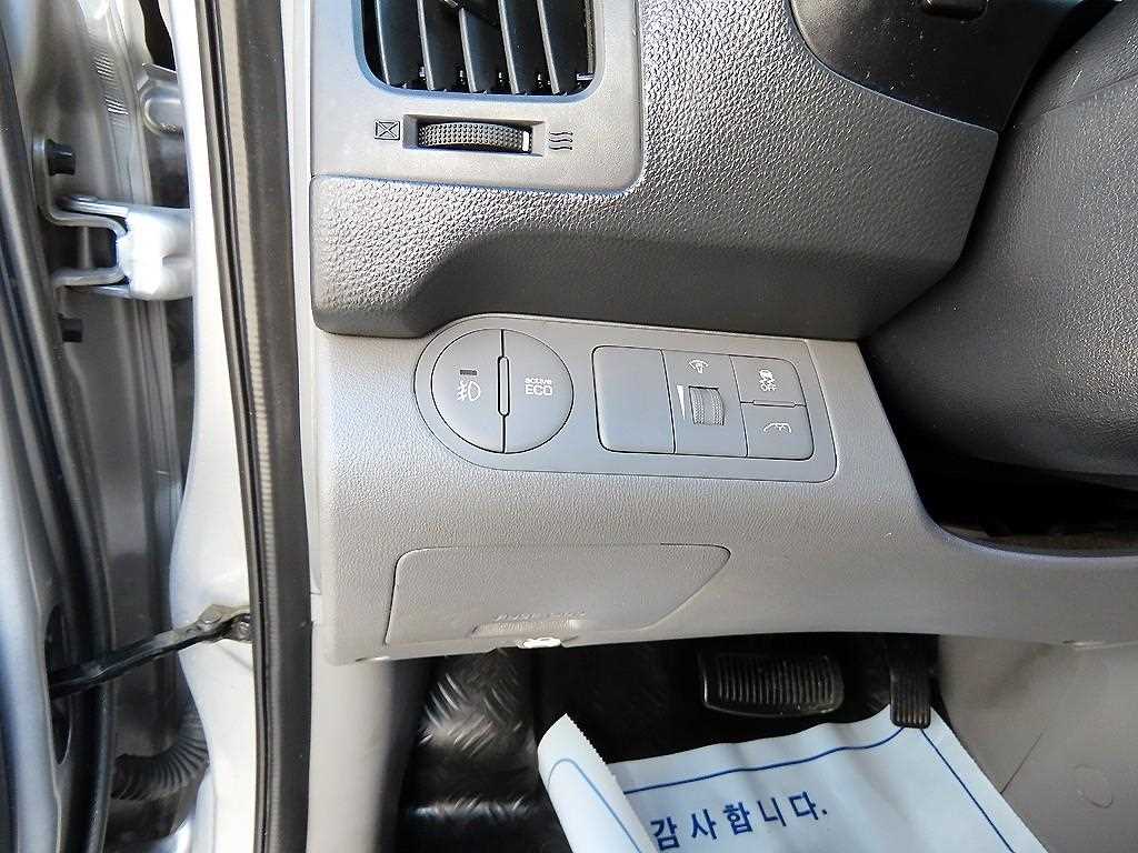 HYUNDAI Starex 2017 Gris - Importación desde Corea - HF Imports Iquique - Foto 13