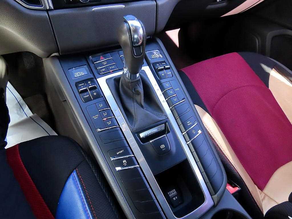 Porsche Macan - Vista 8