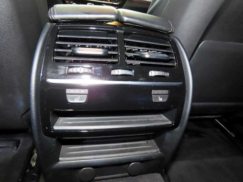 BMW 5 Series 2019 Negro - Importación desde Corea - HF Imports Iquique - Foto 14