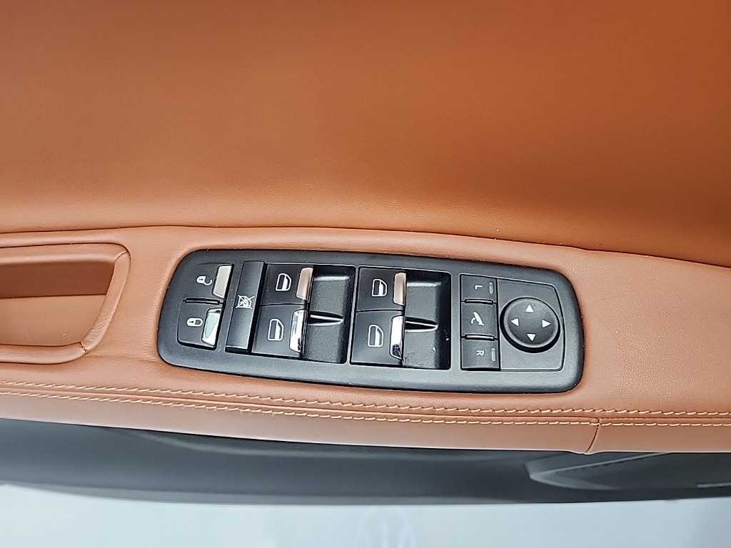 Maserati Quattroforte 2018 Blanco - Importación desde Corea - HF Imports Iquique - Foto 17