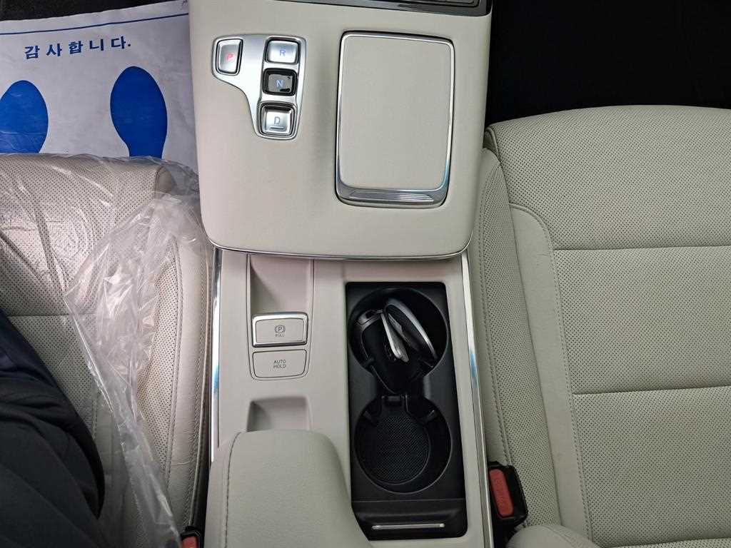 HYUNDAI Grandeur 2023 Blanco - Importación desde Corea - HF Imports Iquique - Foto 15