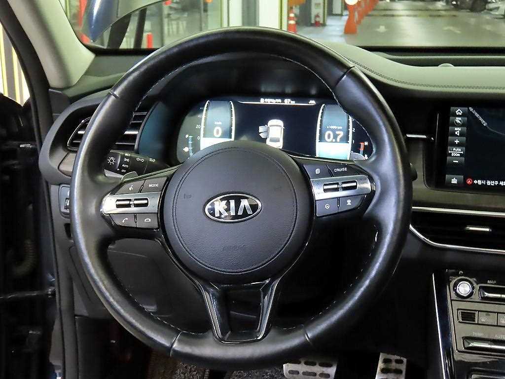 KIA K7 - Vista 8