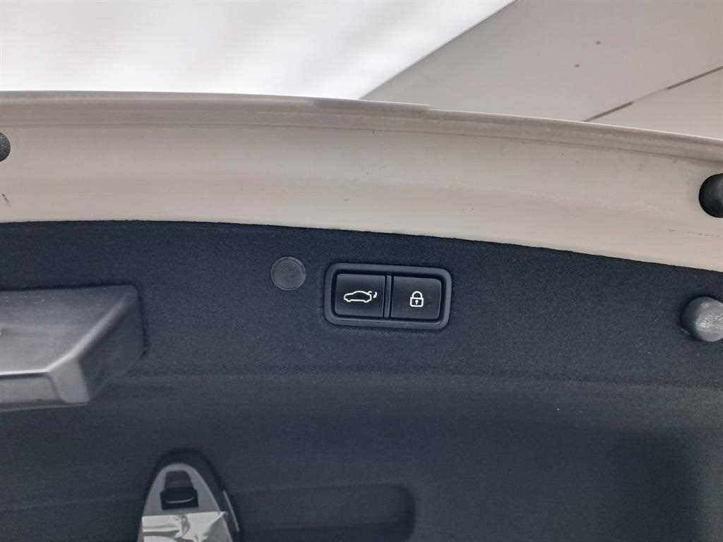 HYUNDAI Grandeur 2023 Blanco - Importación desde Corea - HF Imports Iquique - Foto 17