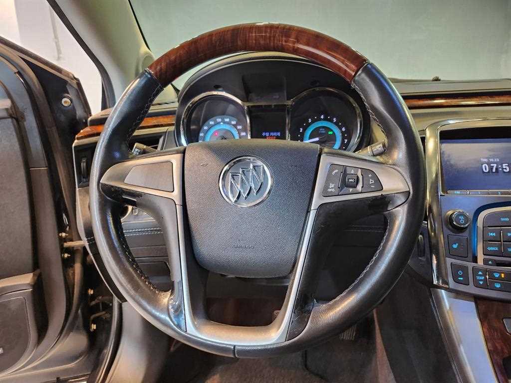 DAEWOO Alpheon - Vista 8