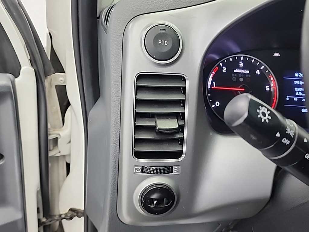 Small Truck Cargo (small) 2022 Blanco - Importación desde Corea - HF Imports Iquique - Foto 13