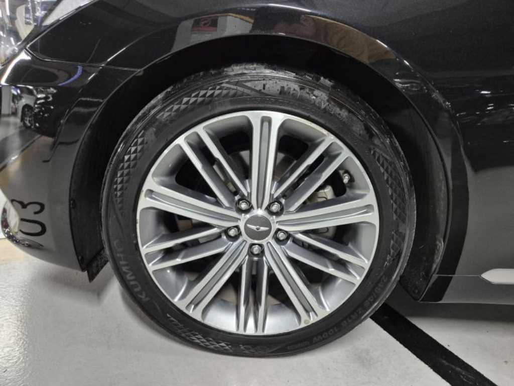 Genesis G80 - Vista 6