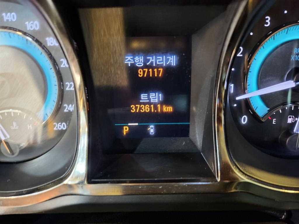 DAEWOO Alpheon - Vista 12